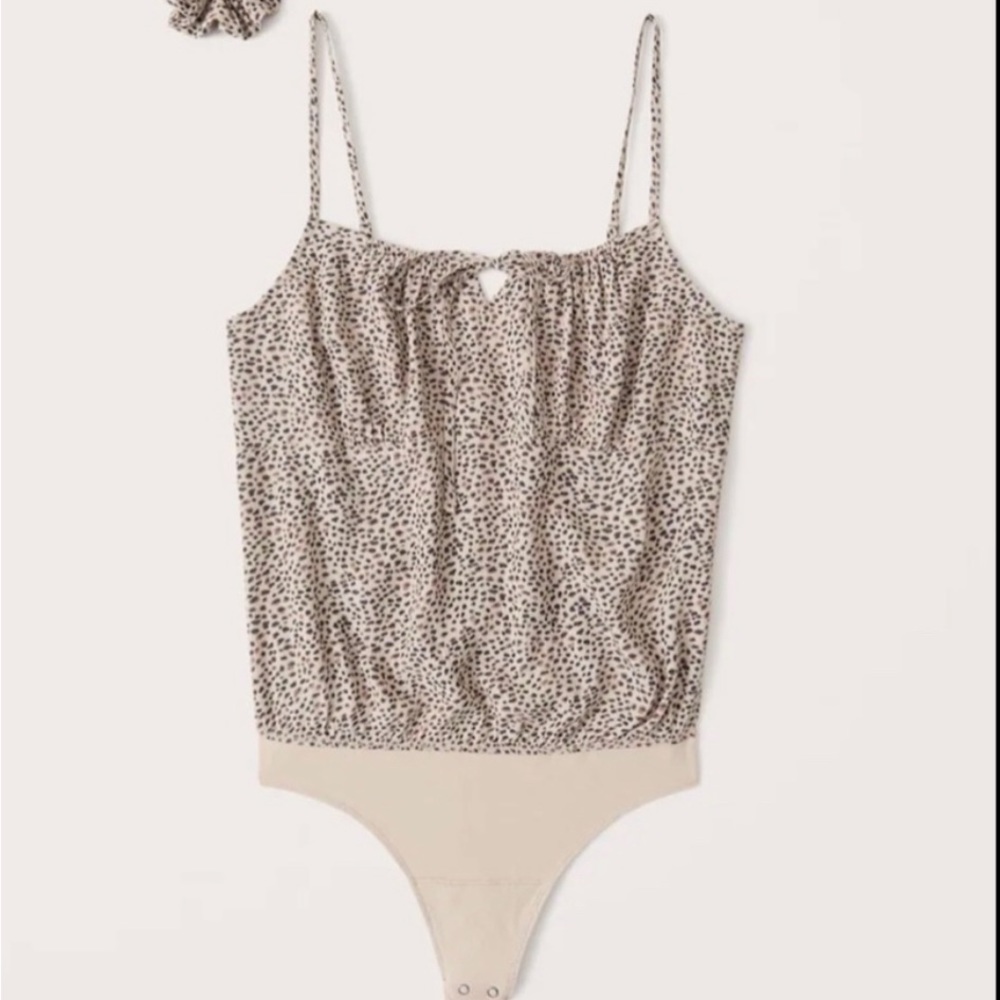 A&F Cinched Tie Front Cheetah Bodysuit, Size M